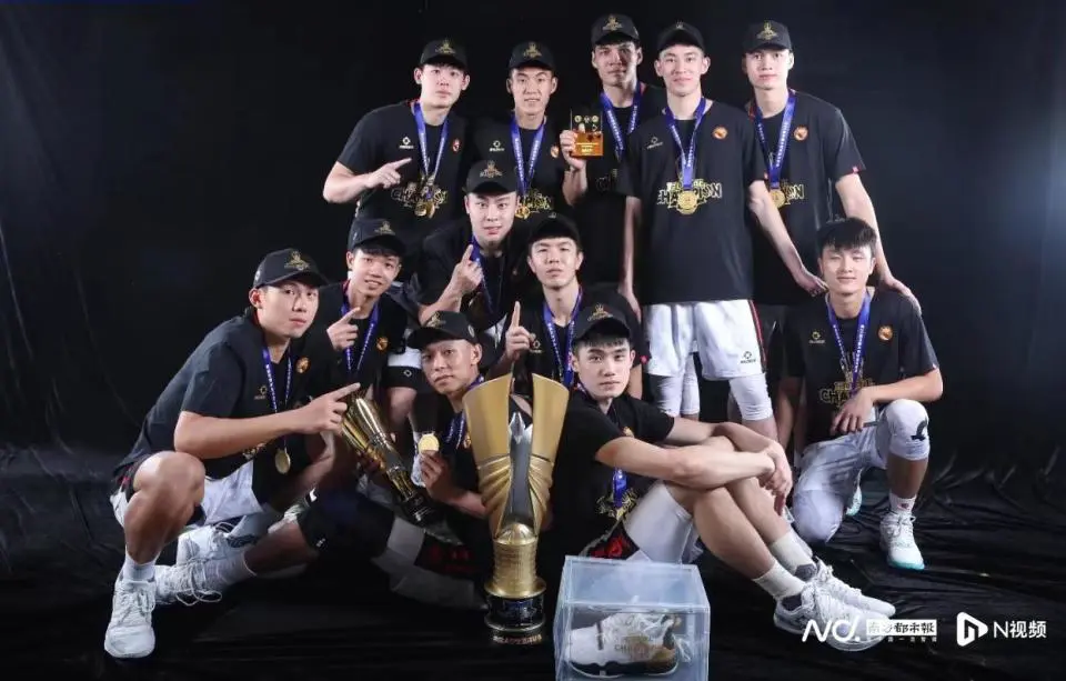 为什么一些职业球员罚球命中率不高?_0
